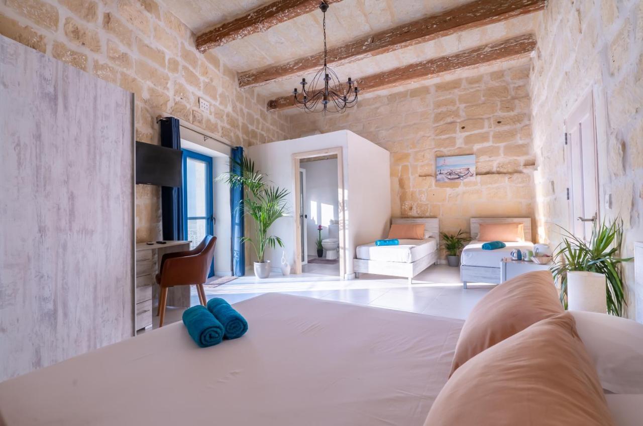 Fiftyfour West Boutique Living Bed & Breakfast Għarb Екстериор снимка