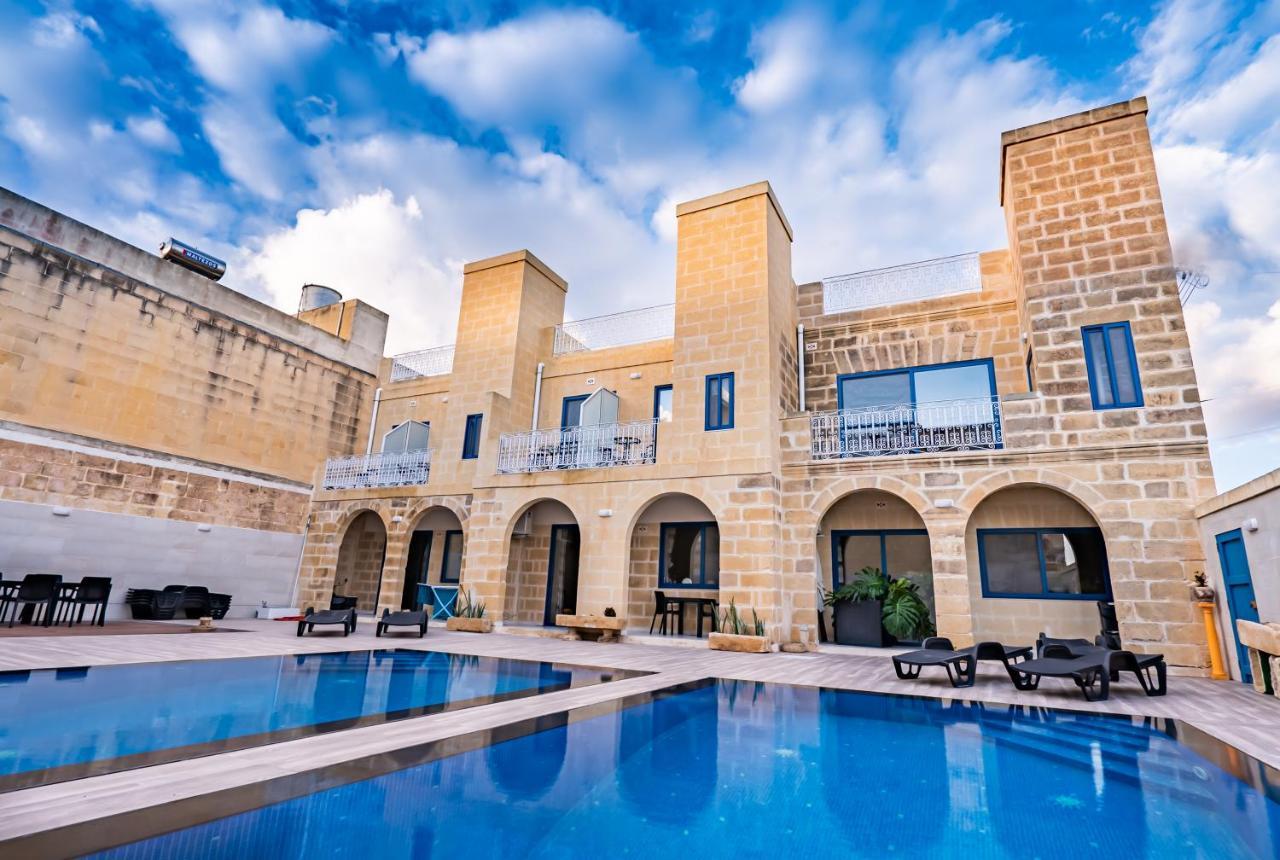 Fiftyfour West Boutique Living Bed & Breakfast Għarb Екстериор снимка
