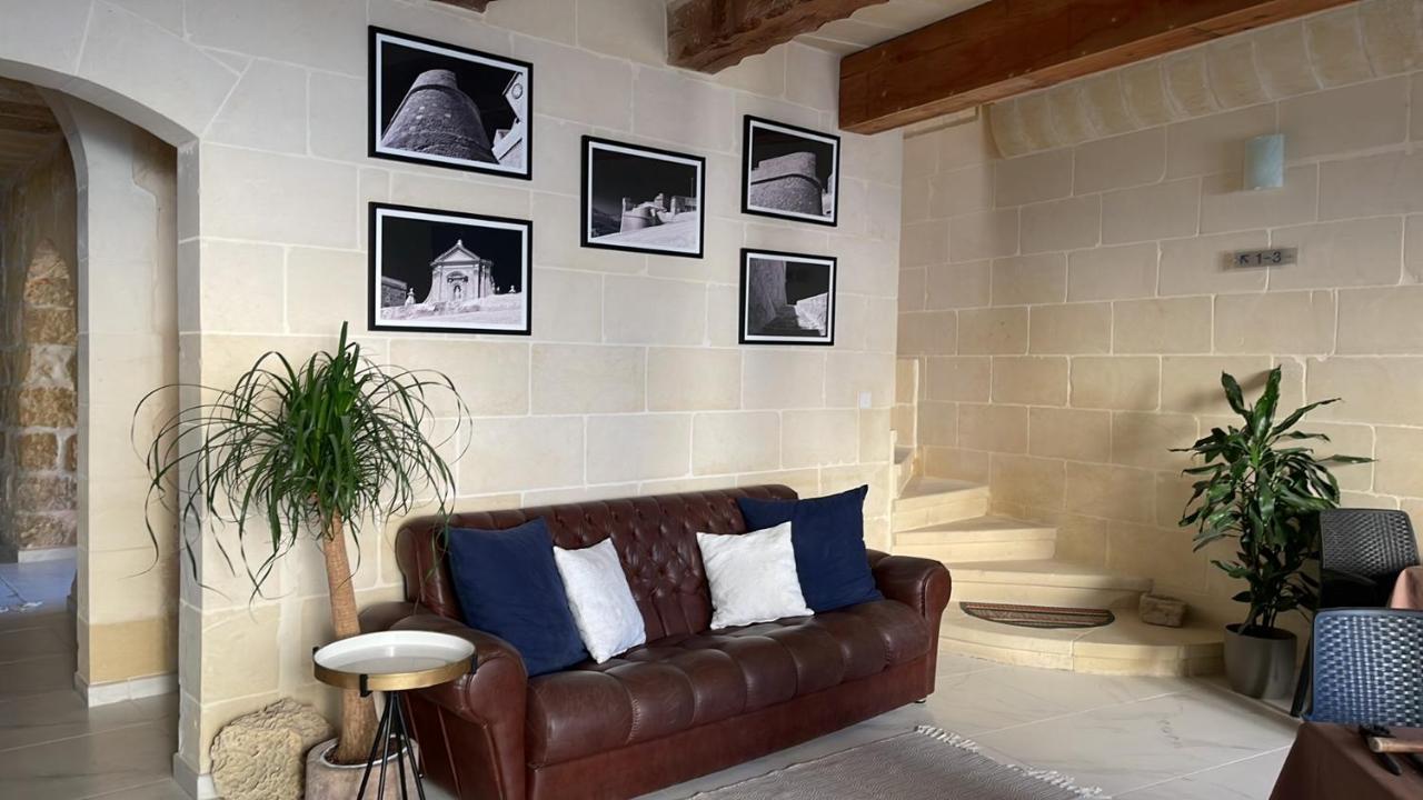 Fiftyfour West Boutique Living Bed & Breakfast Għarb Екстериор снимка