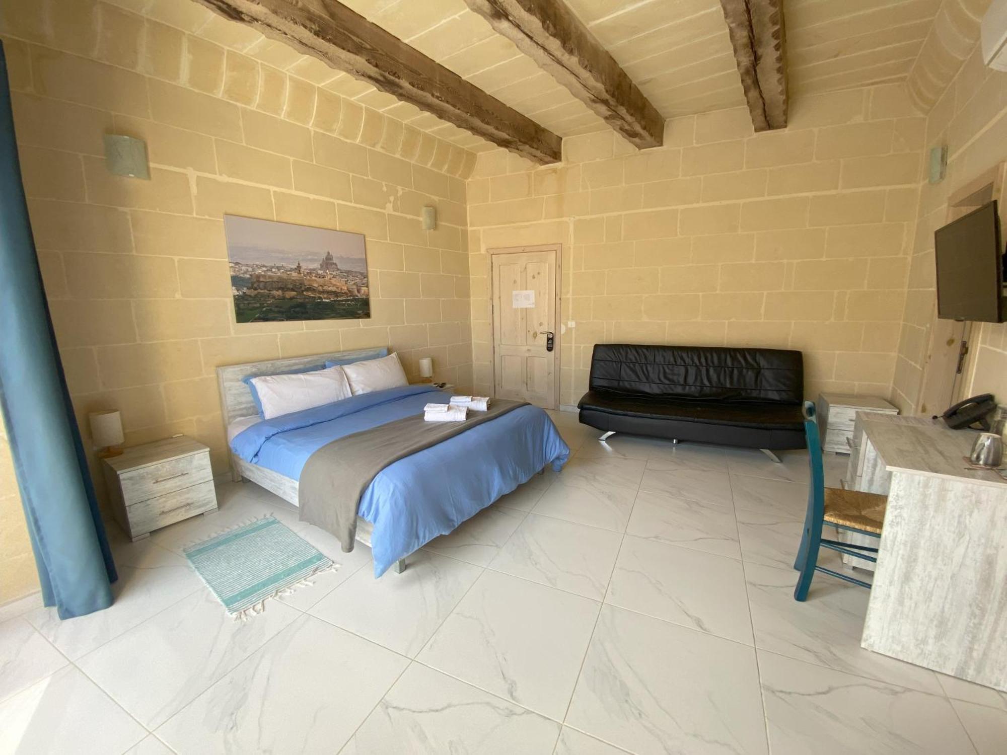 Fiftyfour West Boutique Living Bed & Breakfast Għarb Екстериор снимка